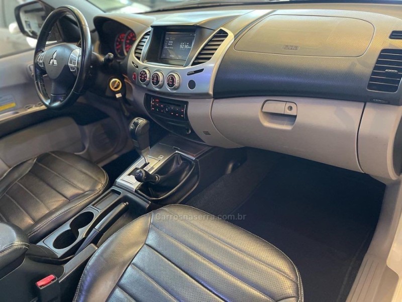 L200 TRITON 3.2 HPE 4X4 CD 16V TURBO INTERCOOLER DIESEL 4P AUTOMÁTICO - 2015 - CAMPO BOM