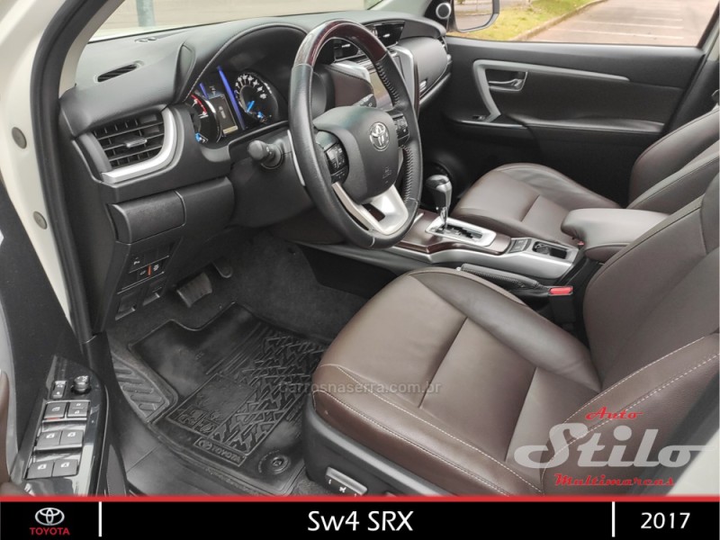 HILUX SW4 2.8 SRX 4X4 16V TURBO INTERCOOLER DIESEL 4P AUTOMÁTICO - 2017 - BENTO GONçALVES