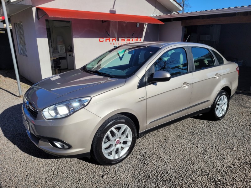 grand siena 1.6 mpi essence 16v flex 4p automatizado 2013 carlos barbosa