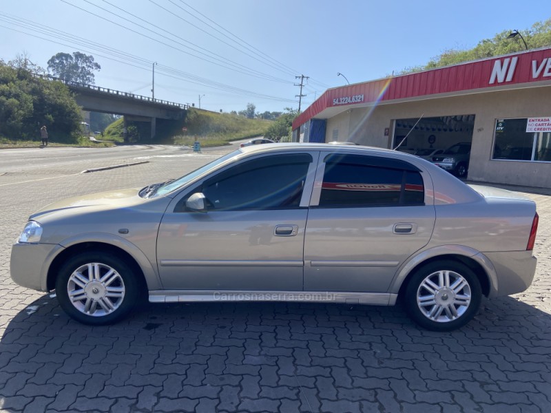 ASTRA 2.0 MPFI GLS SEDAN 8V GASOLINA 4P MANUAL - 2004 - CAXIAS DO SUL