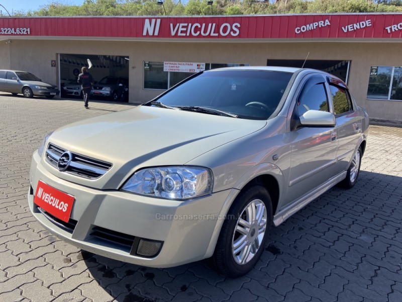 astra 2.0 mpfi gls sedan 8v gasolina 4p manual 2004 caxias do sul