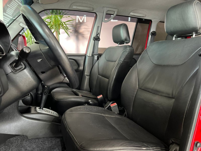 PAJERO TR4 2.0 4X4 16V 140CV FLEX 4P AUTOMÁTICO - 2015 - DOIS IRMãOS