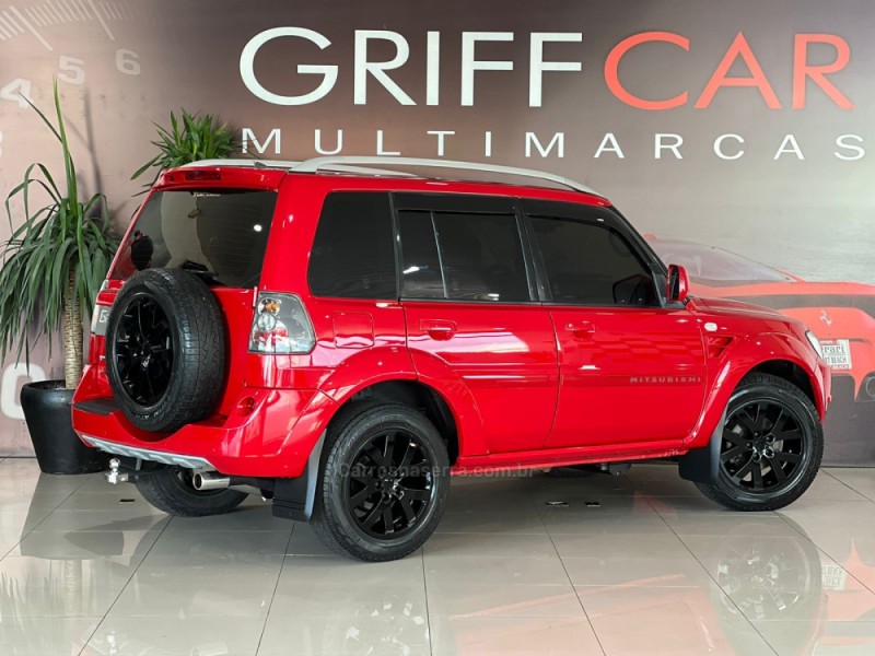 PAJERO TR4 2.0 4X4 16V 140CV FLEX 4P AUTOMÁTICO - 2015 - DOIS IRMãOS