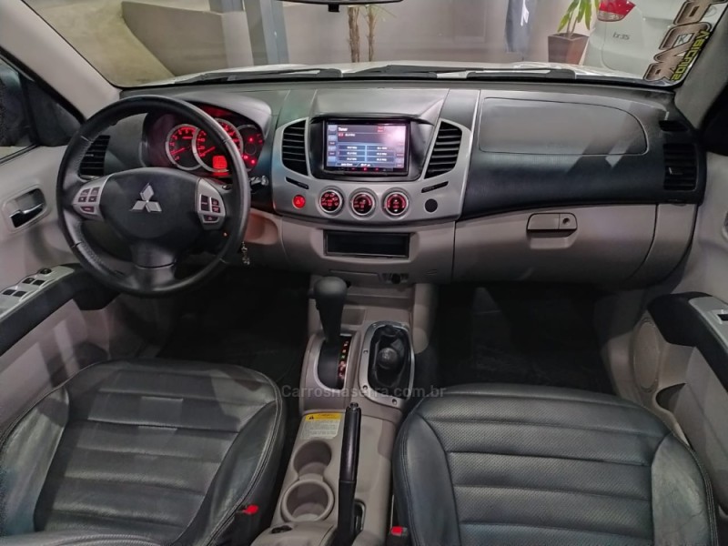 L200 TRITON 3.2 HPE 4X4 CD 16V TURBO INTERCOOLER DIESEL 4P AUTOMÁTICO - 2013 - CAMPO BOM