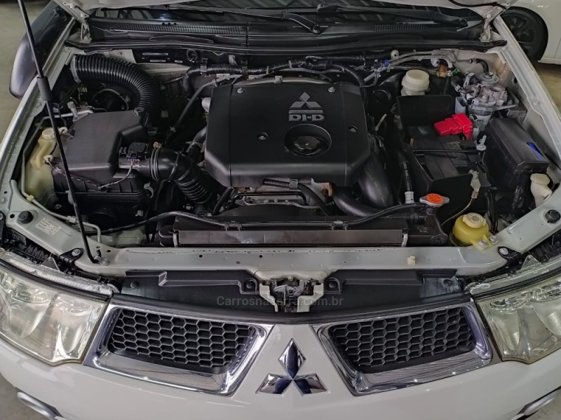 L200 TRITON 3.2 HPE 4X4 CD 16V TURBO INTERCOOLER DIESEL 4P AUTOMÁTICO - 2013 - CAMPO BOM