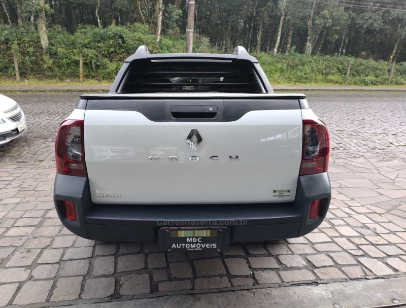 DUSTER OROCH 1.6 16V FLEX EXPRESSION 4P MANUAL - 2016 - CAXIAS DO SUL