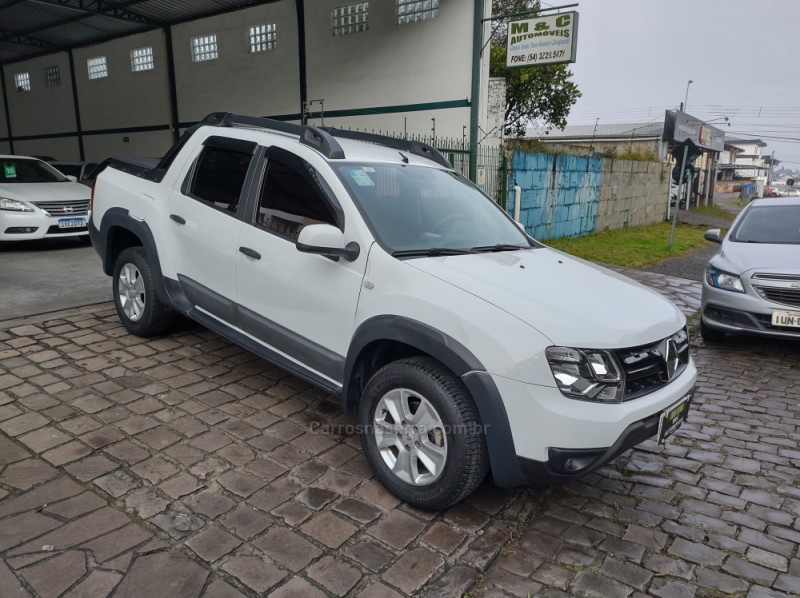 DUSTER OROCH 1.6 16V FLEX EXPRESSION 4P MANUAL - 2016 - CAXIAS DO SUL