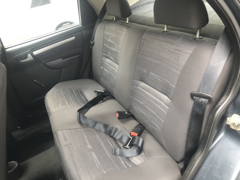 PRISMA 1.4 MPFI MAXX 8V FLEX 4P MANUAL - 2009 - VALE REAL