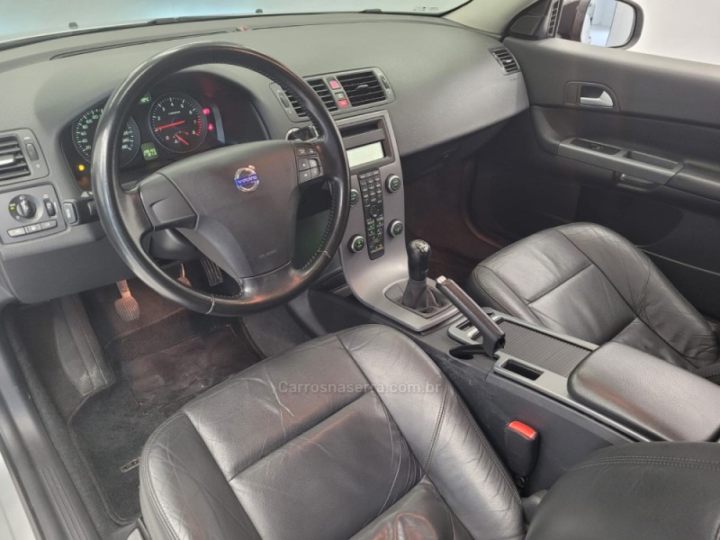 C30 2.0 GASOLINA 2P MANUAL - 2011 - CAXIAS DO SUL