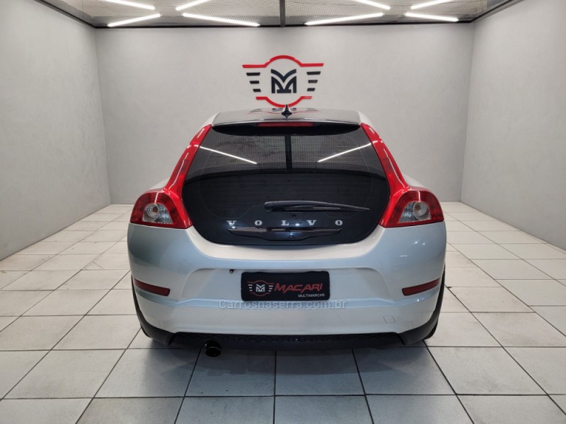 C30 2.0 GASOLINA 2P MANUAL - 2011 - CAXIAS DO SUL