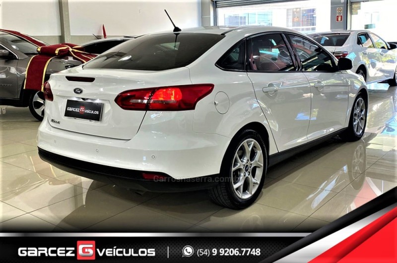 FOCUS 2.0 SE PLUS FASTBACK 16V FLEX 4P AUTOMÁTICO - 2019 - BENTO GONçALVES