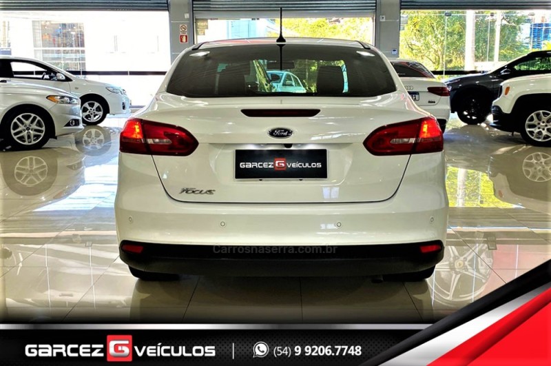 FOCUS 2.0 SE PLUS FASTBACK 16V FLEX 4P AUTOMÁTICO - 2019 - BENTO GONçALVES
