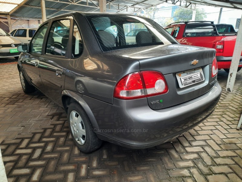 CLASSIC 1.0 MPFI LS 8V FLEX 4P MANUAL - 2012 - GARIBALDI