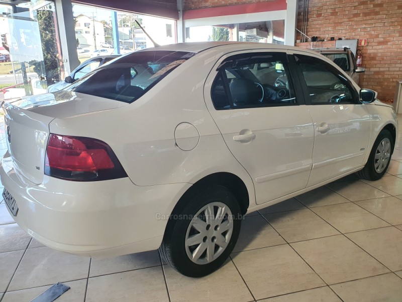 VOYAGE 1.6 MI 8V FLEX 4P MANUAL - 2012 - FARROUPILHA