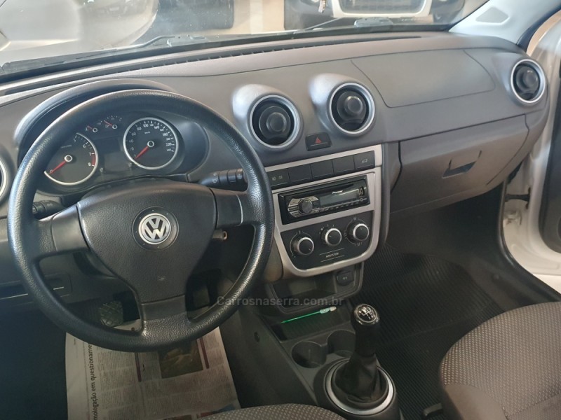 VOYAGE 1.6 MI 8V FLEX 4P MANUAL - 2012 - FARROUPILHA