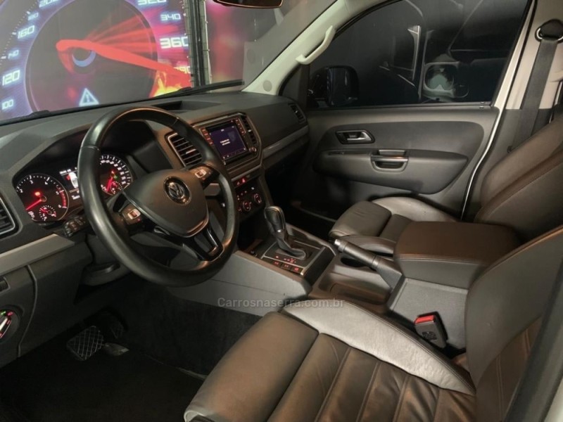 AMAROK 3.0 V6 TDI HIGHLINE CD DIESEL 4MOTION AUTOMÁTICO - 2019 - ESTâNCIA VELHA