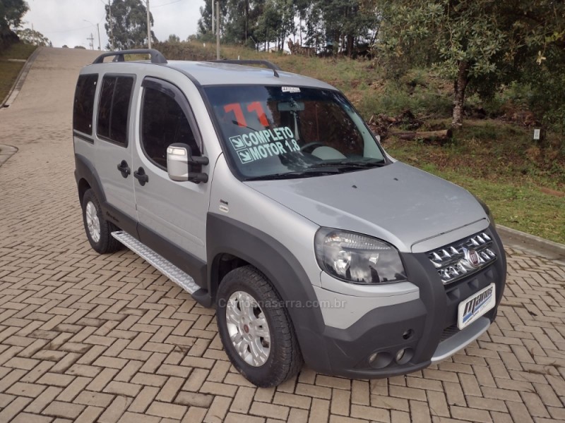 DOBLÓ 1.8 MPI ADVENTURE LOCKER 8V FLEX 4P MANUAL - 2011 - CANELA