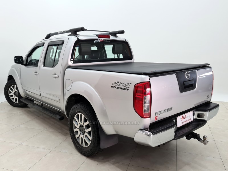 FRONTIER 2.5 SL 4X4 CD TURBO ELETRONIC DIESEL 4P AUTOMÁTICO - 2015 - SANTA CRUZ DO SUL