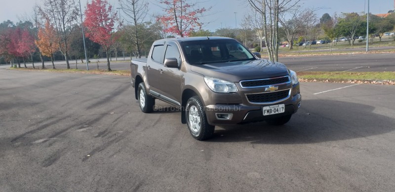 S10 2.4 LT 4X2 CD 8V FLEX 4P MANUAL - 2014 - BENTO GONçALVES