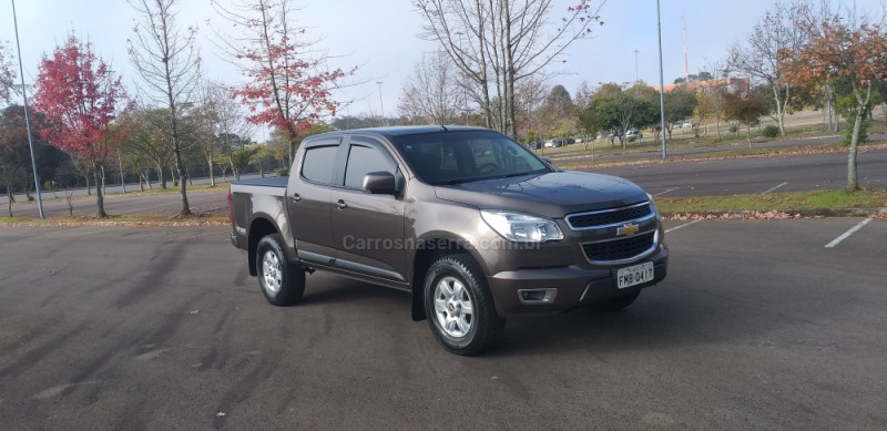 S10 2.4 LT 4X2 CD 8V FLEX 4P MANUAL - 2014 - BENTO GONçALVES