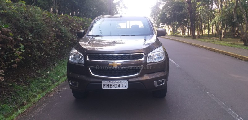 S10 2.4 LT 4X2 CD 8V FLEX 4P MANUAL - 2014 - BENTO GONçALVES