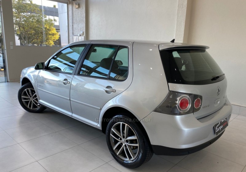 GOLF 1.6 MI SPORTLINE 8V FLEX 4P MANUAL - 2010 - PASSO FUNDO