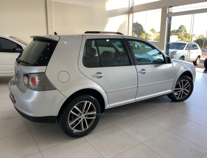 GOLF 1.6 MI SPORTLINE 8V FLEX 4P MANUAL - 2010 - PASSO FUNDO