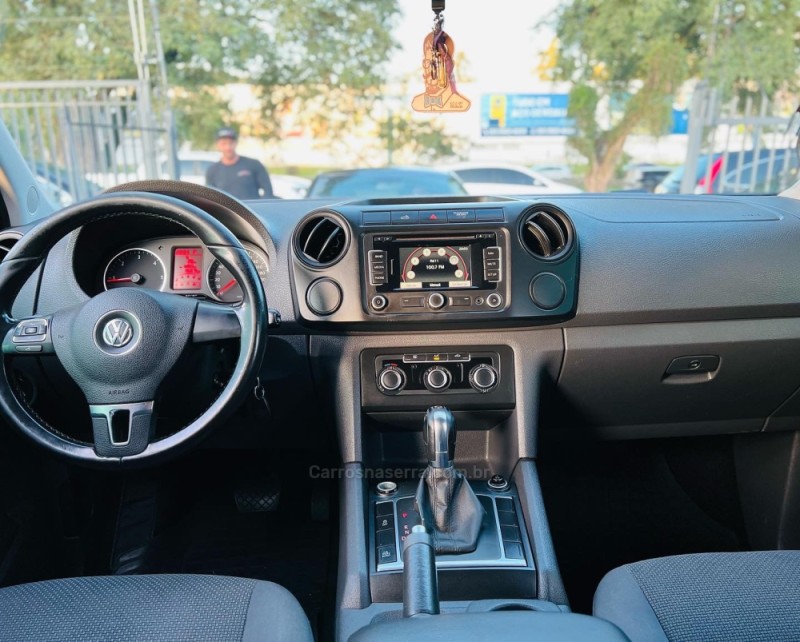 AMAROK 2.0 TRENDLINE 4X4 CD 16V TURBO INTERCOOLER DIESEL 4P AUTOMÁTICO - 2013 - ESTâNCIA VELHA