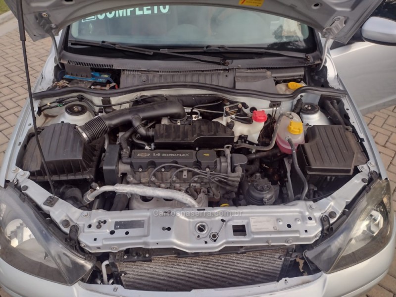 MONTANA 1.4 MPFI SPORT CS 8V FLEX 2P MANUAL - 2010 - CANELA