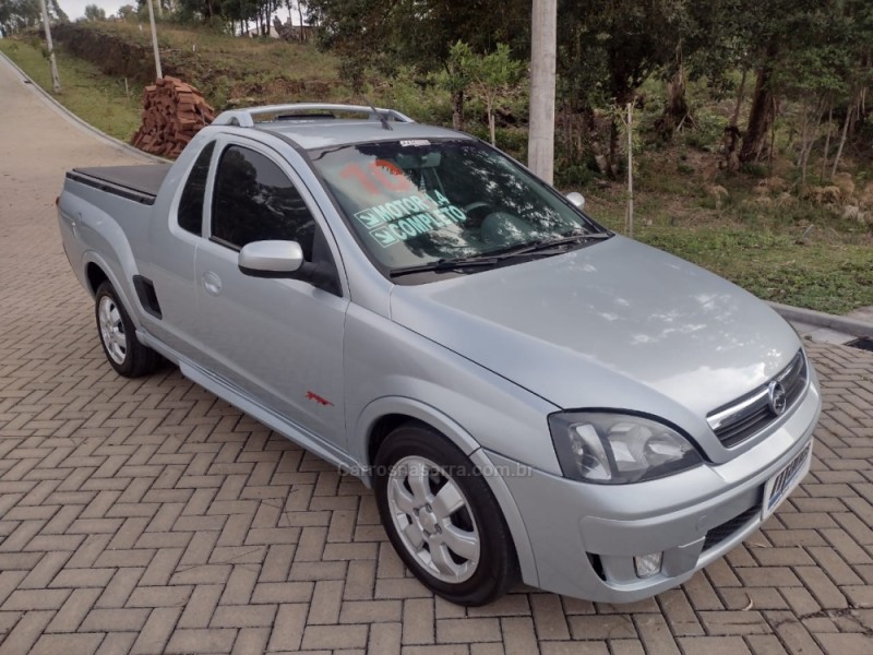 MONTANA 1.4 MPFI SPORT CS 8V FLEX 2P MANUAL - 2010 - CANELA