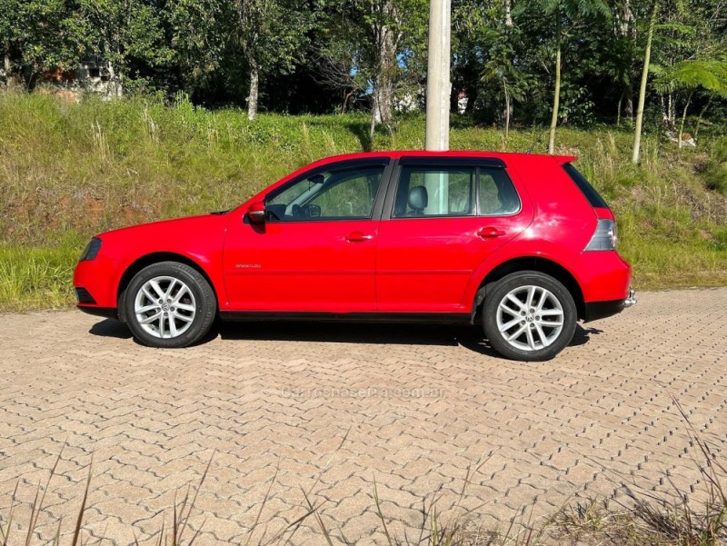 GOLF 1.6 MI SPORTLINE 8V FLEX 4P MANUAL - 2013 - SãO SEBASTIãO DO CAí
