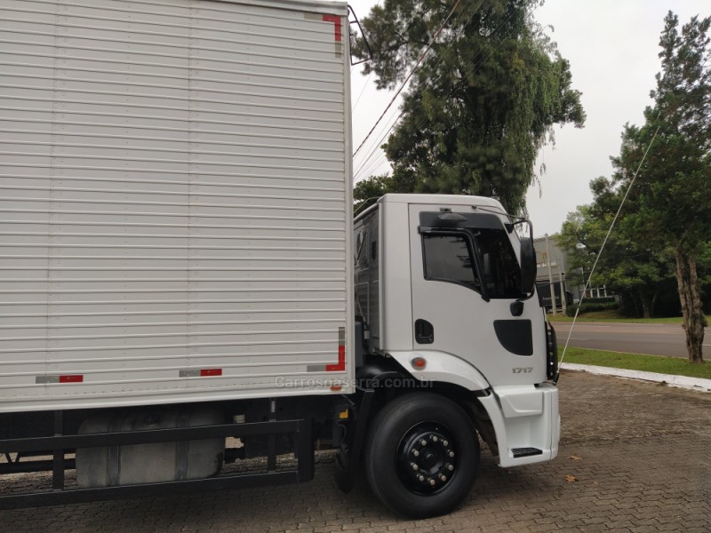 CARGO 1717 E TURBO - 2012 - MORRO REUTER