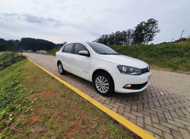 VOYAGE 1.6 MI COMFORTLINE 8V FLEX 4P MANUAL - 2015 - CAXIAS DO SUL