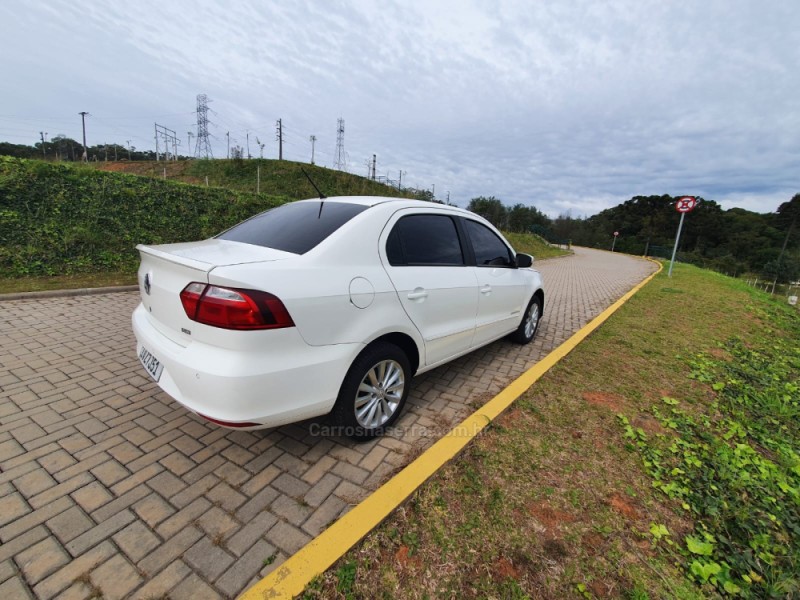VOYAGE 1.6 MI COMFORTLINE 8V FLEX 4P MANUAL - 2015 - CAXIAS DO SUL