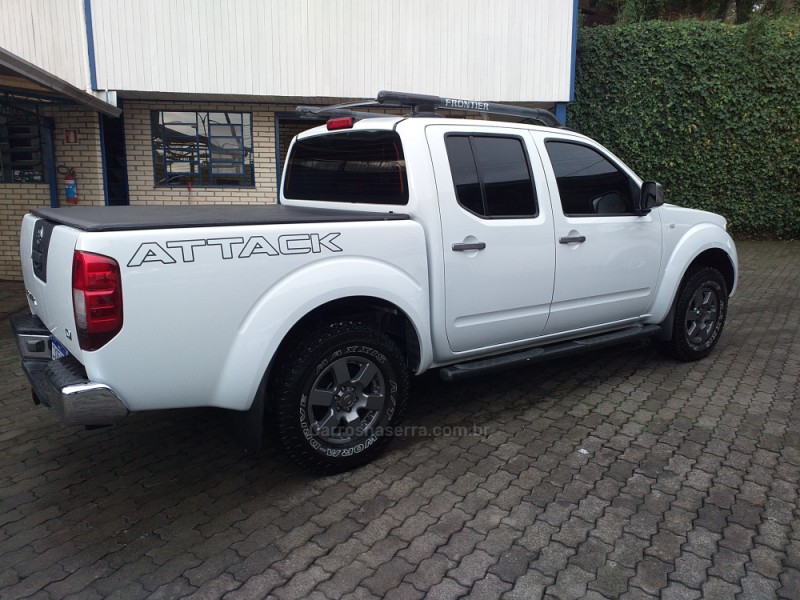 FRONTIER 2.5 SV ATTACK 4X4 CD TURBO ELETRONIC DIESEL 4P AUTOMÁTICO - 2016 - CAXIAS DO SUL