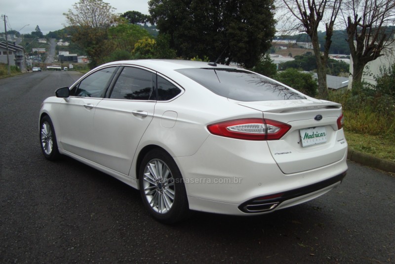 FUSION 2.0 TITANIUM FWD 16V GASOLINA 4P AUTOMÁTICO - 2013 - FLORES DA CUNHA