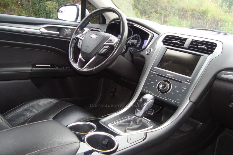 FUSION 2.0 TITANIUM FWD 16V GASOLINA 4P AUTOMÁTICO - 2013 - FLORES DA CUNHA