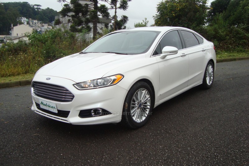 FUSION 2.0 TITANIUM FWD 16V GASOLINA 4P AUTOMÁTICO