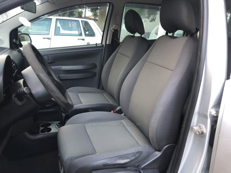 FOX 1.0 MI 8V FLEX 4P MANUAL - 2007 - VALE REAL