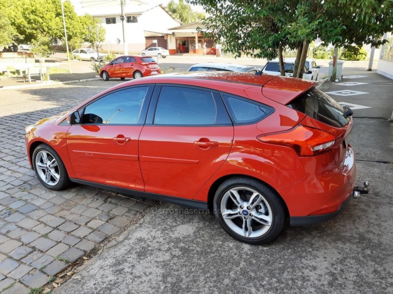 FOCUS 1.6 SE 16V FLEX 4P MANUAL - 2016 - GUAPORé