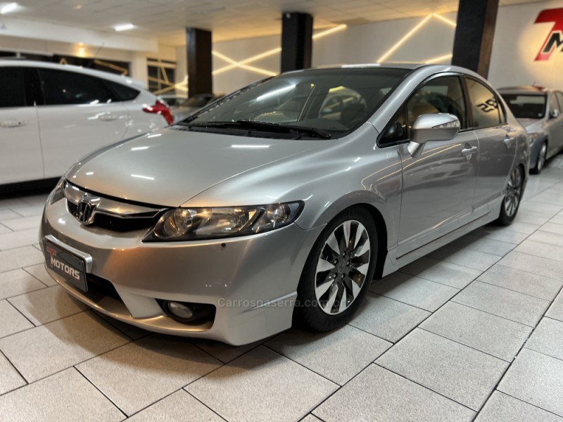 CIVIC 1.8 LXL 16V FLEX 4P MANUAL - 2011 - NOVO HAMBURGO