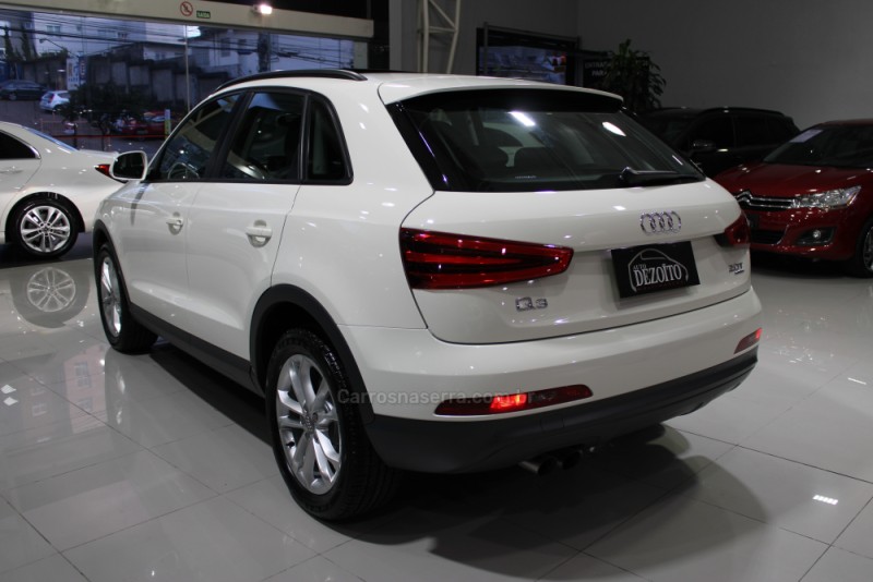 Q3 2.0 TFSI AMBIENTE QUATTRO 4P GASOLINA S TRONIC - 2014 - CAXIAS DO SUL