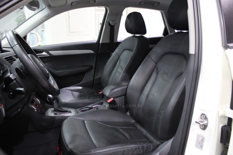 Q3 2.0 TFSI AMBIENTE QUATTRO 4P GASOLINA S TRONIC - 2014 - CAXIAS DO SUL