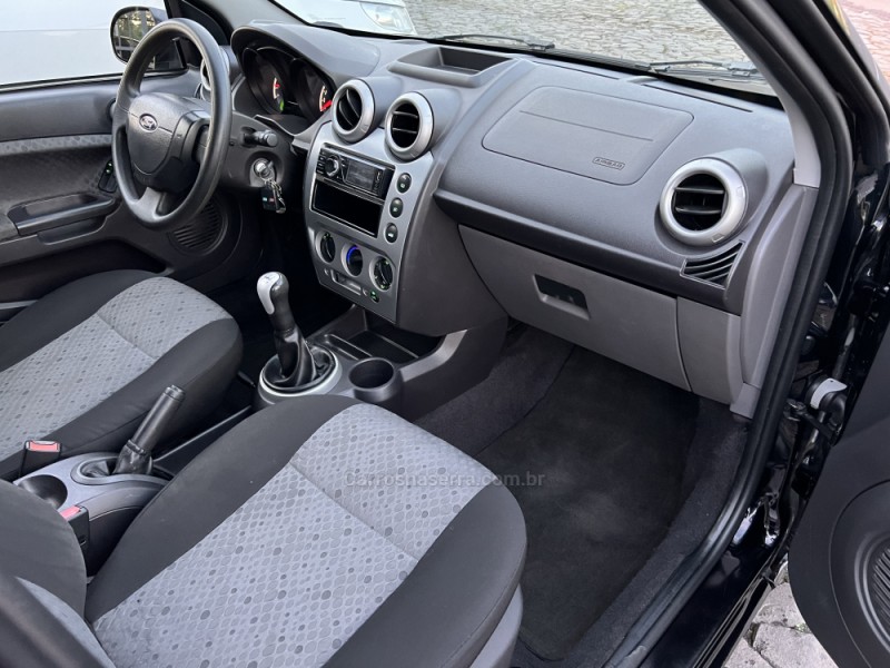 FIESTA 1.0 SE 8V FLEX 4P MANUAL - 2014 - TAQUARA