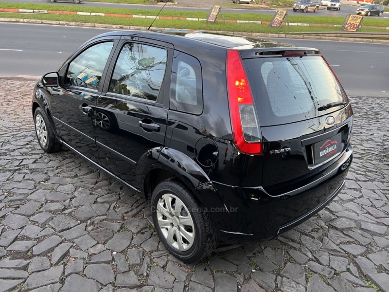 FIESTA 1.0 SE 8V FLEX 4P MANUAL - 2014 - TAQUARA