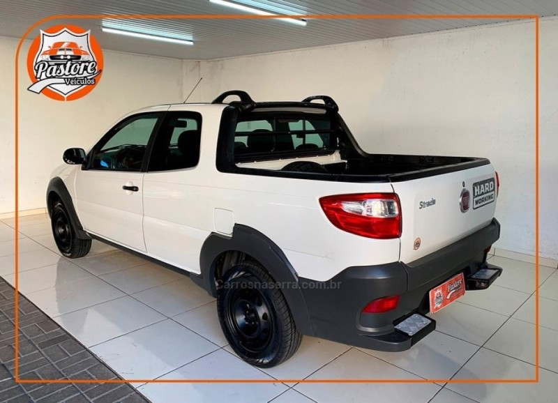 STRADA 1.4 MPI HARD WORKING CD 8V FLEX 3P MANUAL - 2019 - VACARIA