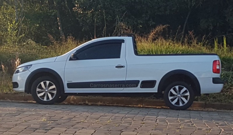 saveiro 1.6 mi cs 8v flex 2p manual g.iv 2011 nova prata