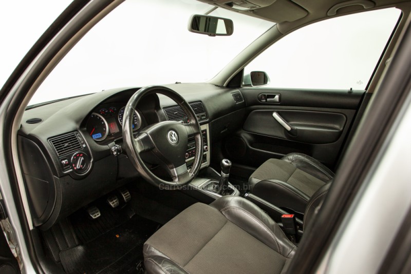 GOLF 1.6 MI TECH 8V FLEX 4P MANUAL - 2009 - CARLOS BARBOSA
