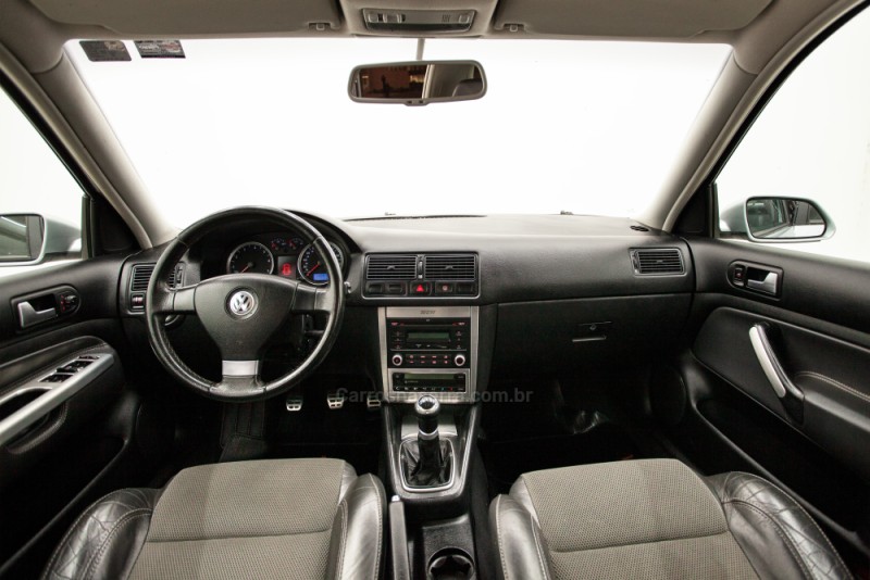 GOLF 1.6 MI TECH 8V FLEX 4P MANUAL - 2009 - CARLOS BARBOSA