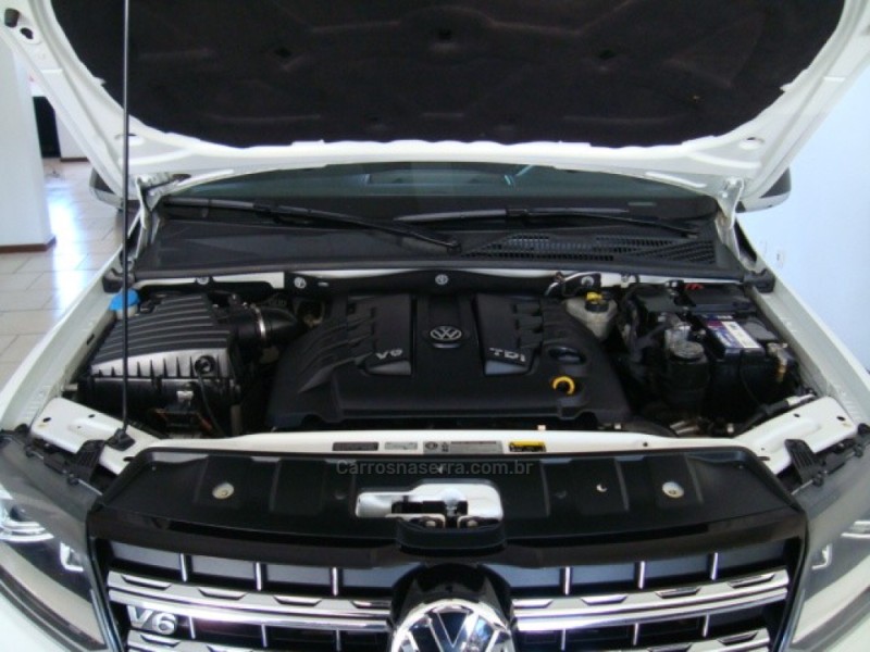 AMAROK 3.0 V6 TDI HIGHLINE CD DIESEL 4MOTION AUTOMÁTICO - 2018 - BENTO GONçALVES